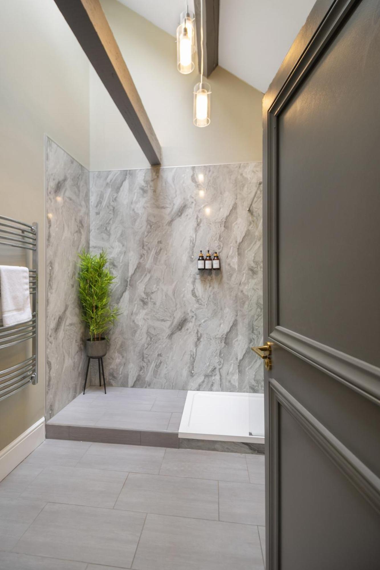 Whiskawaystays - Victoria House - Apartment 6 วุร์สเตอร์ ภายนอก รูปภาพ